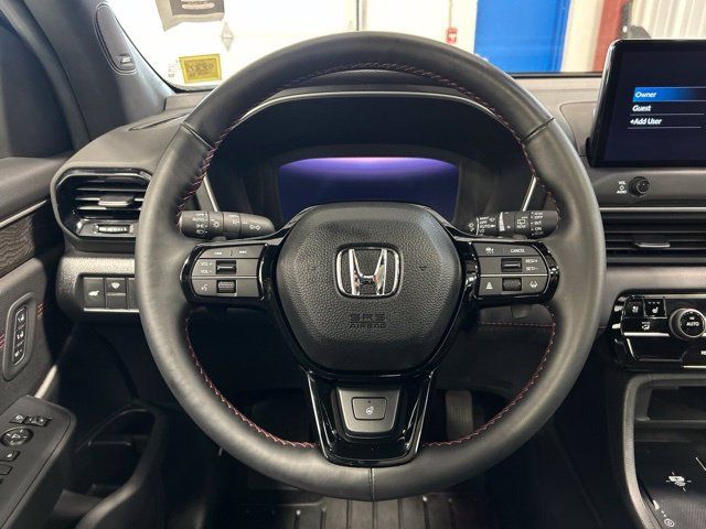 Certified 2026 Honda Pilot Black Edition image 17