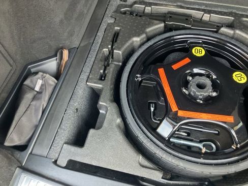 Used 2016 Mercedes-Benz GLE 63 AMG 4MATIC image 31