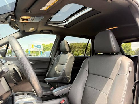 Used 2023 Honda Passport EX-L image 15
