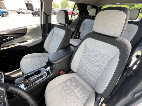 Used 2024 Chevrolet Equinox LT AWD/4WD image 25