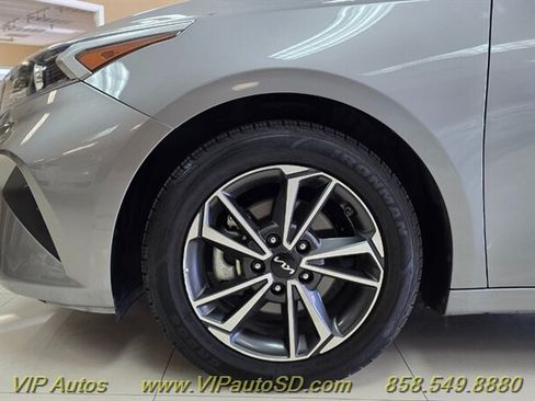 Used 2016 Kia Forte LX FWD image 24