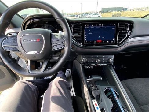 Used 2025 Dodge Durango GT image 3