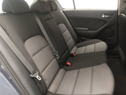 Used 2016 Kia Forte LX image 19