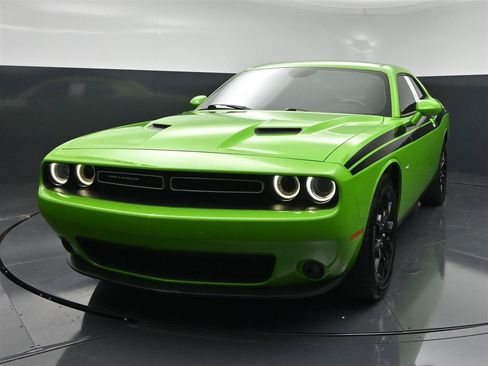 Used 2017 Dodge Challenger GT w/ GT Interior Package AWD/4WD image 2