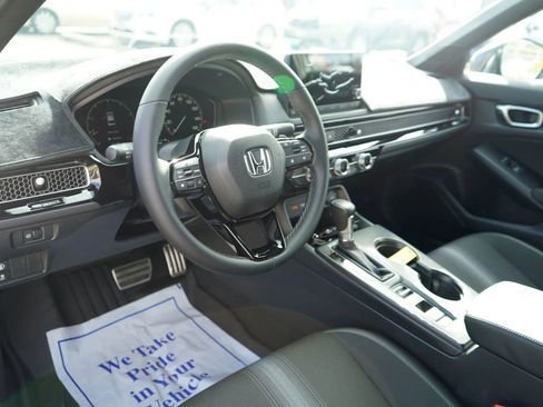 Used 2024 Honda Civic Sport image 8
