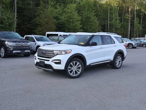 Used 2021 Ford Explorer Limited w/ Equipment Group 301A AWD/4WD image 3