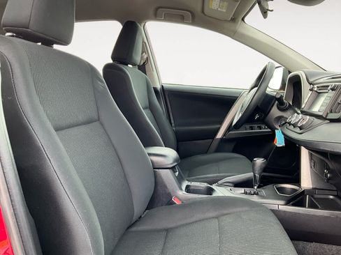 Used 2018 Toyota RAV4 LE w/ All Weather Liner Package AWD/4WD image 12