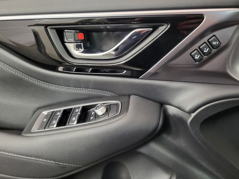 Used 2024 Subaru Outback Limited image 23