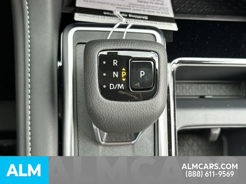 Certified 2025 Nissan Pathfinder SV w/ SV Premium Package image 15