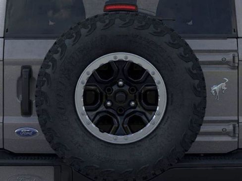 New 2025 Ford Bronco Badlands image 71