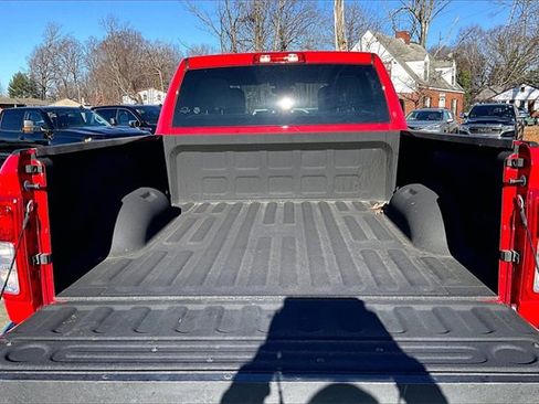 Used 2024 RAM 2500 Big Horn w/ Bed Utility Group image 25