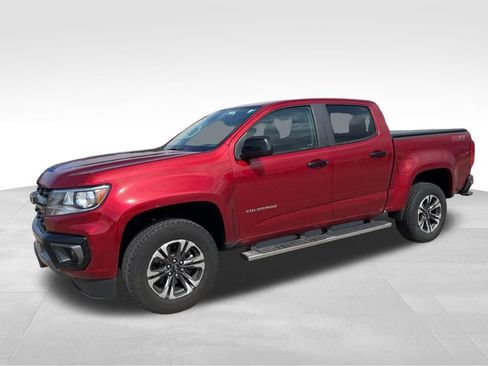 Certified 2022 Chevrolet Colorado Z71 w/ Safety Package AWD/4WD image 11