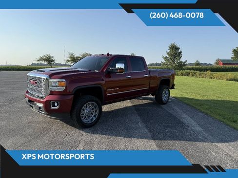 Used 2018 GMC Sierra 2500 Denali w/ Duramax Plus Package AWD/4WD image 1
