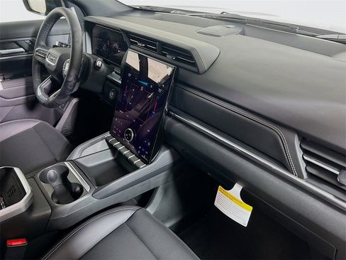 New 2026 GMC Terrain Elevation w/ Elevation Premium Package image 23