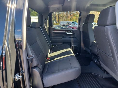 Used 2025 Chevrolet Silverado 1500 LT image 20