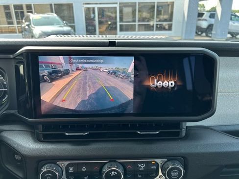 Used 2025 Jeep Wrangler Unlimited Sport S 4xe AWD/4WD image 51