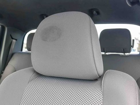 Used 2013 Toyota Tacoma PreRunner w/ TRD Sport Pkg image 26