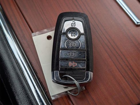 Used 2021 Lincoln Navigator Reserve image 37