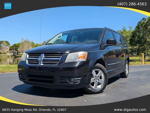 Used 2009 Dodge Grand Caravan SXT FWD image 1