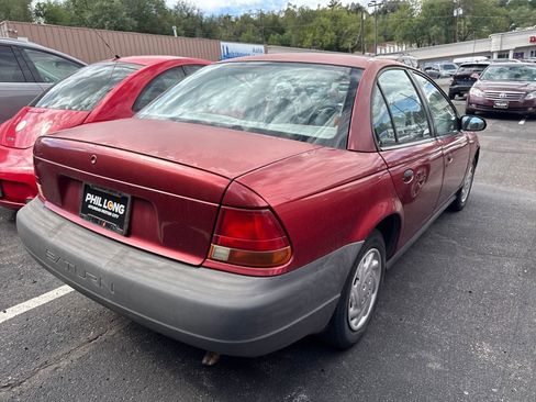 Used 1997 Saturn S-Series SL image 38