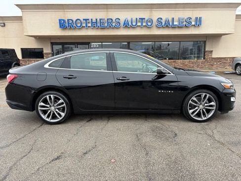 Used 2021 Chevrolet Malibu LT FWD image 9
