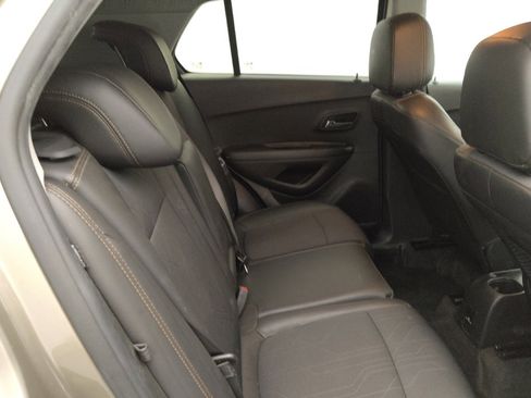 Used 2020 Chevrolet Trax LT w/ Sun & Sound Package image 19