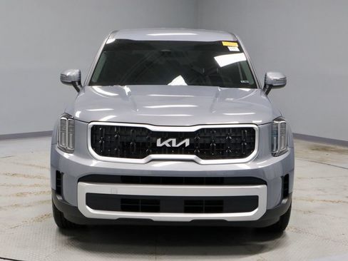 Used 2023 Kia Telluride LX AWD/4WD image 7
