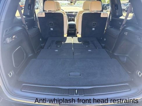 Used 2023 Jeep Grand Cherokee L Limited AWD/4WD image 40
