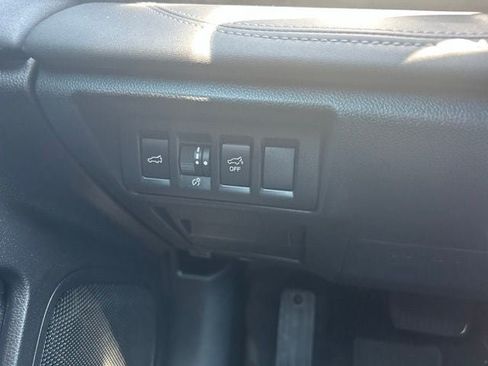 Used 2023 Subaru Outback Touring XT AWD/4WD image 21