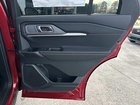 New 2026 Ford Explorer ST-Line w/ ST-Line Street Pack image 16
