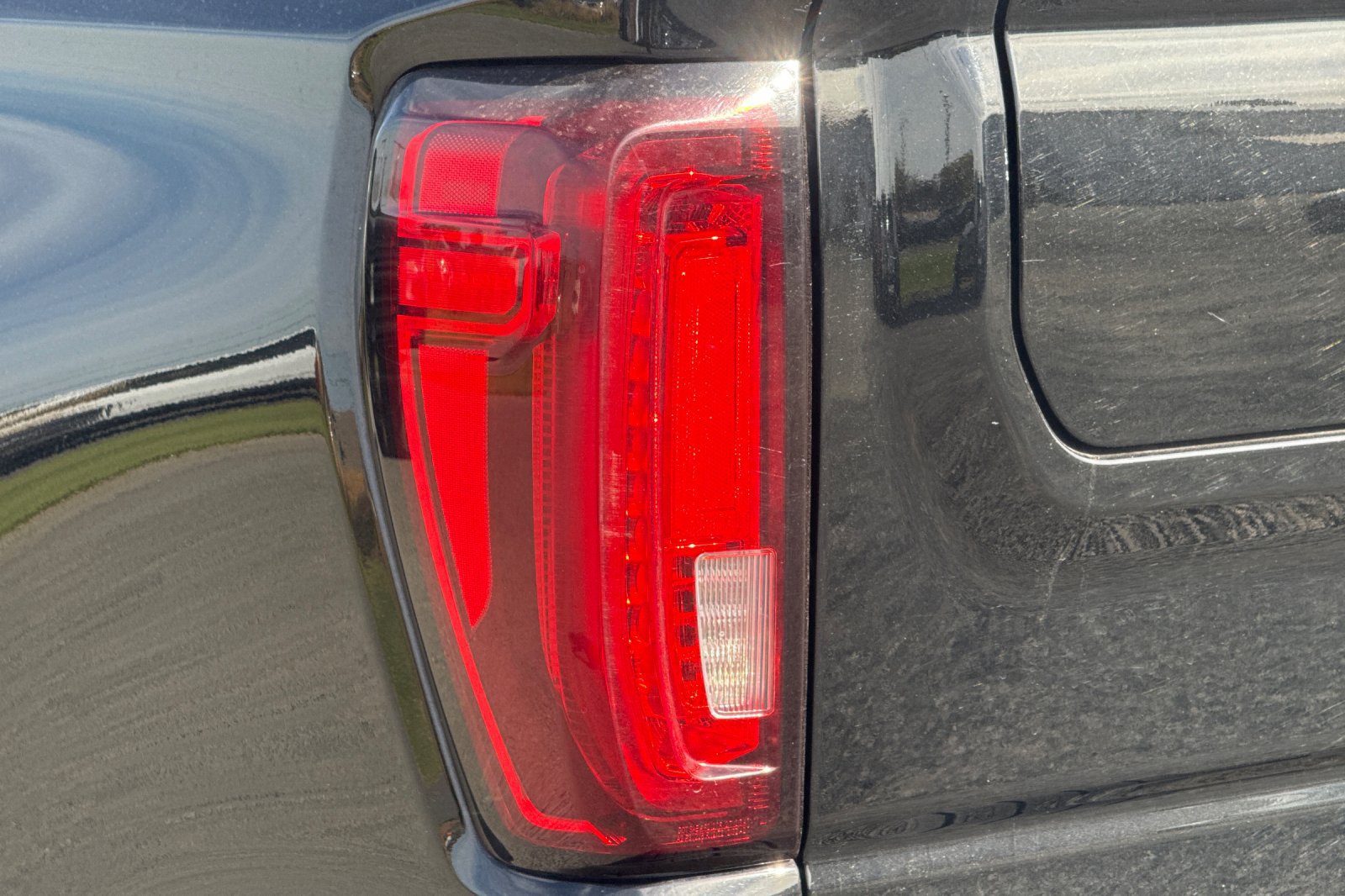 Used 2021 GMC Sierra 1500 Denali w/ Denali Ultimate Package AWD/4WD image 47