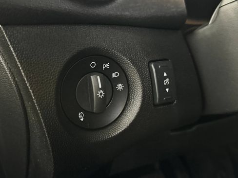 Used 2019 Ford Fiesta SE w/ Equipment Group 201A FWD image 24