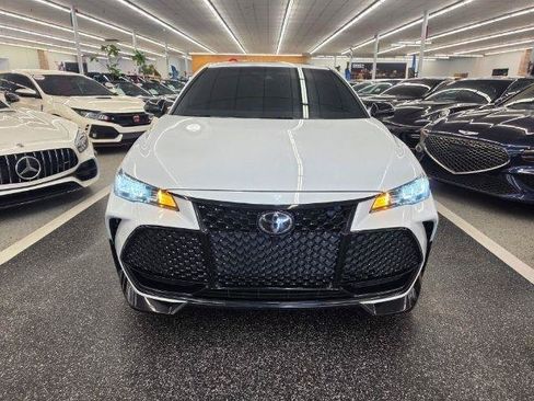 Used 2020 Toyota Avalon TRD FWD image 3