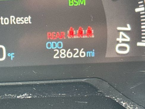 Used 2024 Toyota RAV4 LE AWD/4WD image 17