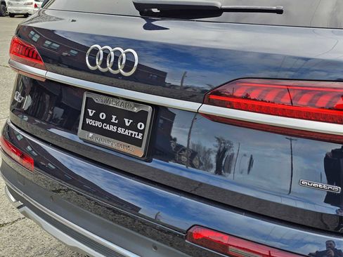 Used 2023 Audi Q7 3.0T Premium Plus w/ Premium Plus Package AWD/4WD image 16
