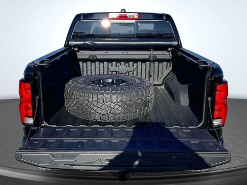 Used 2025 Chevrolet Colorado ZR2 w/ ZR2 Bison Edition image 5