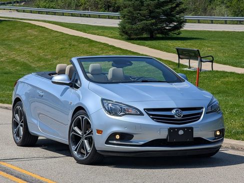 Used 2016 Buick Cascada Premium FWD image 2