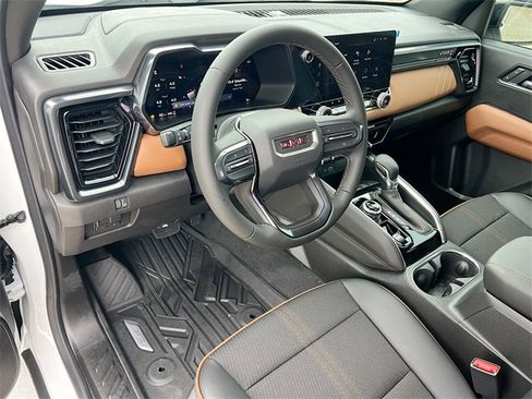 New 2026 GMC Canyon AT4 image 6