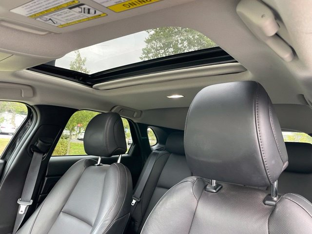 Used 2023 MAZDA CX-30 AWD 2.5 S w/ Premium Package image 7