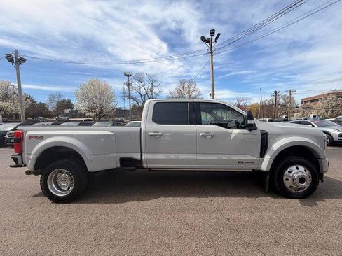Certified 2025 Ford F450 Platinum w/ FX4 Off-Road Package AWD/4WD image 7