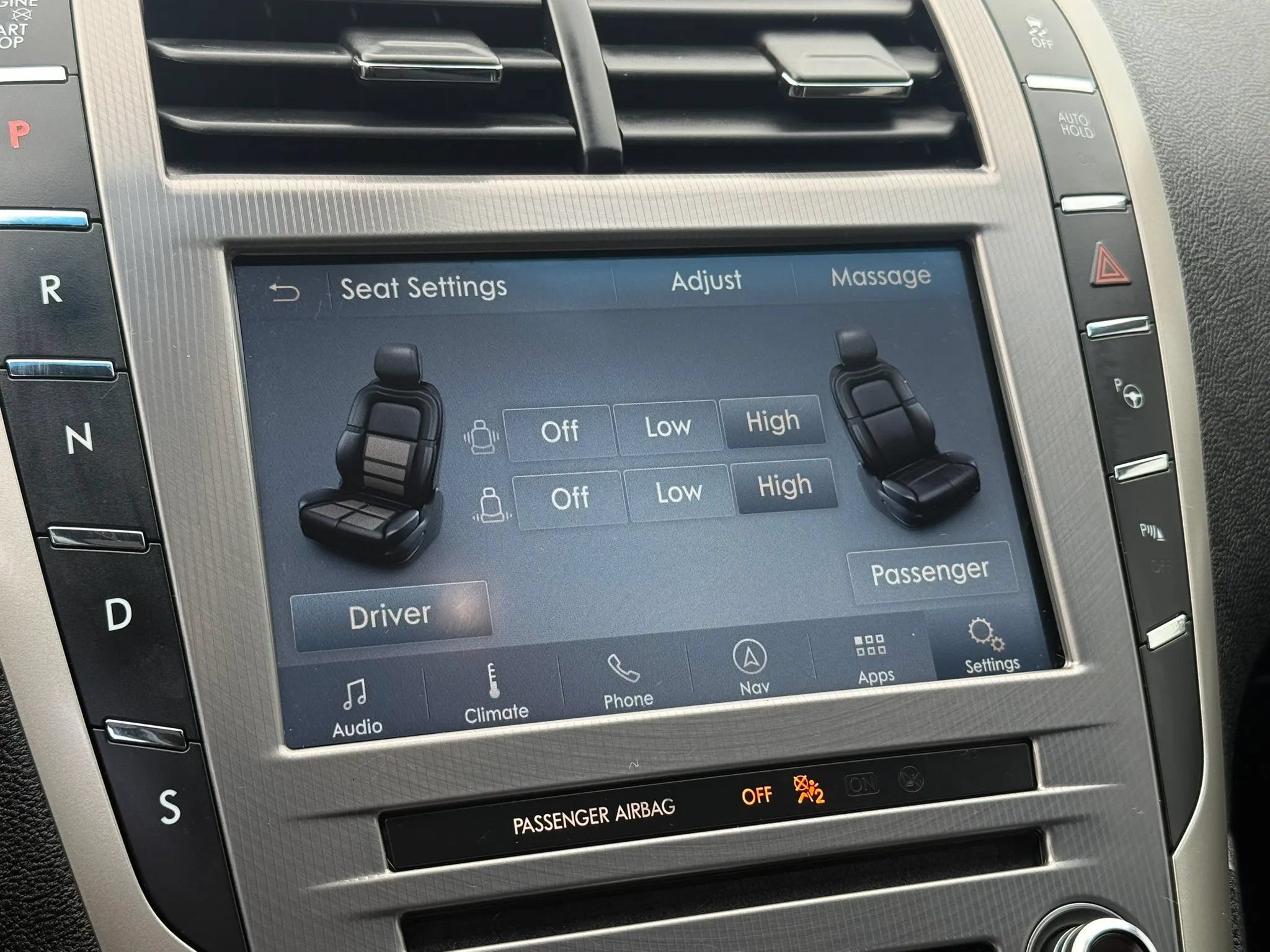 Used 2017 Lincoln MKZ Reserve w/ Luxury Package AWD/4WD image 24