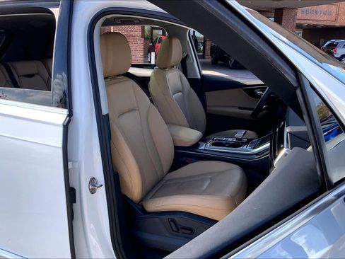 Used 2020 Audi Q7 2.0T Premium Plus w/ Premium Plus Package image 8