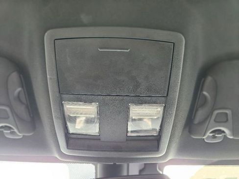 Used 2023 Dodge Challenger SXT image 25