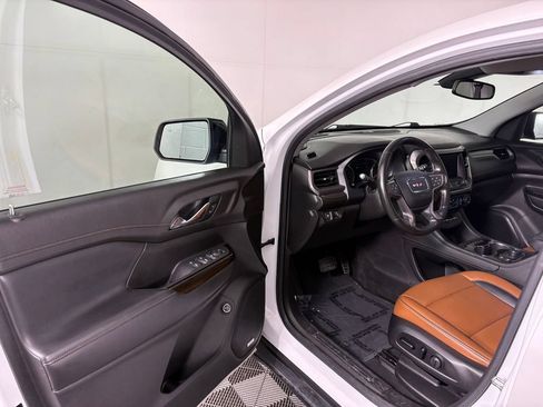 Used 2020 GMC Acadia AT4 w/ Driver Alert Package II AWD/4WD image 11