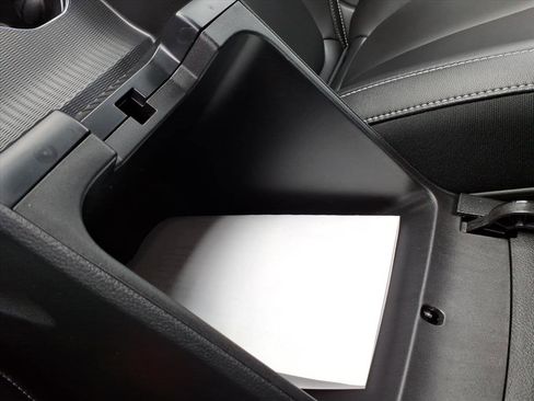 Used 2025 Jeep Grand Cherokee Limited image 28