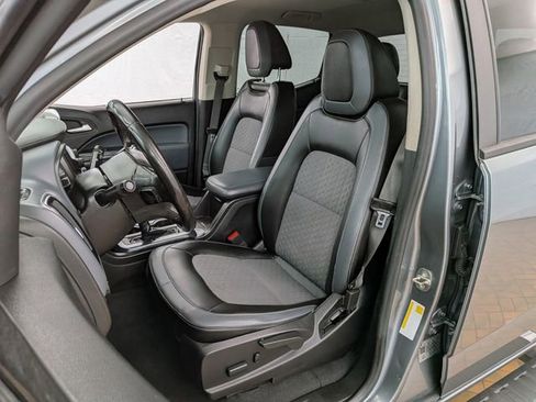 Used 2019 Chevrolet Colorado Z71 AWD/4WD image 13