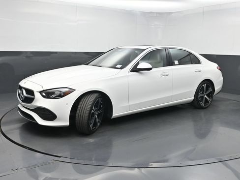 Used 2024 Mercedes-Benz C 300 Sedan image 21