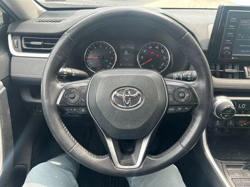 Used 2021 Toyota RAV4 XLE Premium AWD/4WD image 20