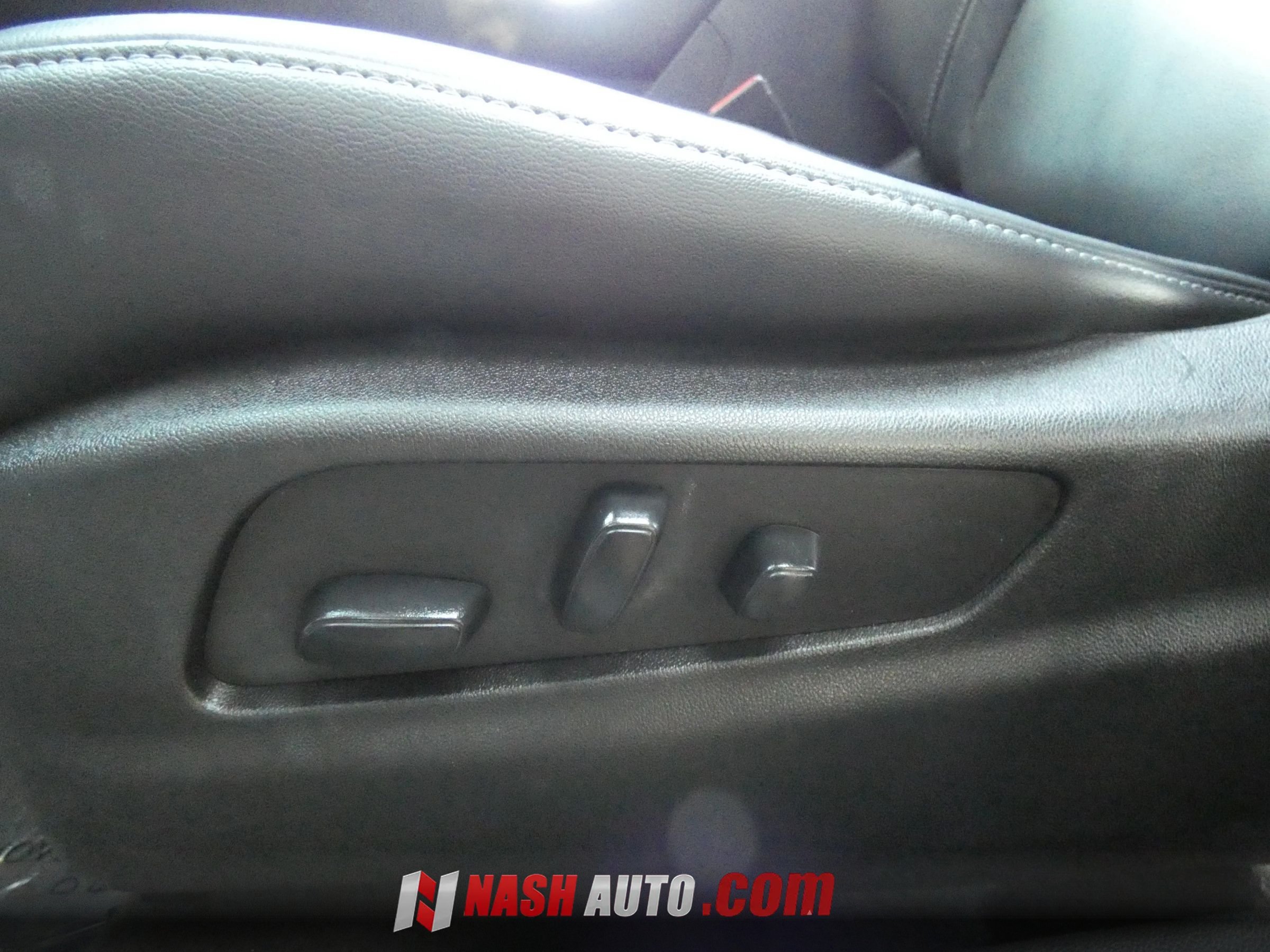 Used 2023 Cadillac XT4 Luxury w/ Cold Weather Package FWD image 50