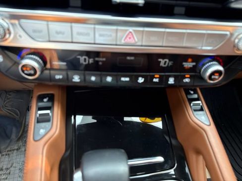 Certified 2024 Kia Telluride SX Prestige X-Line AWD/4WD image 28